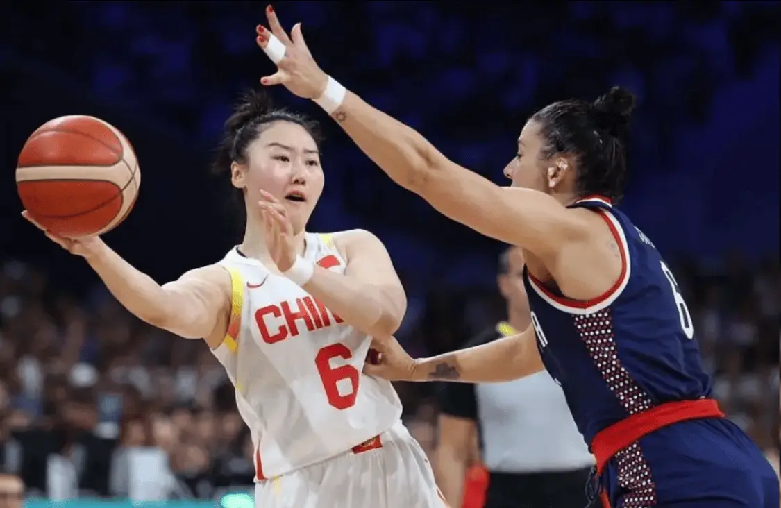 女篮新赛季, 在四川女篮 女篮新赛季, 在四川女篮